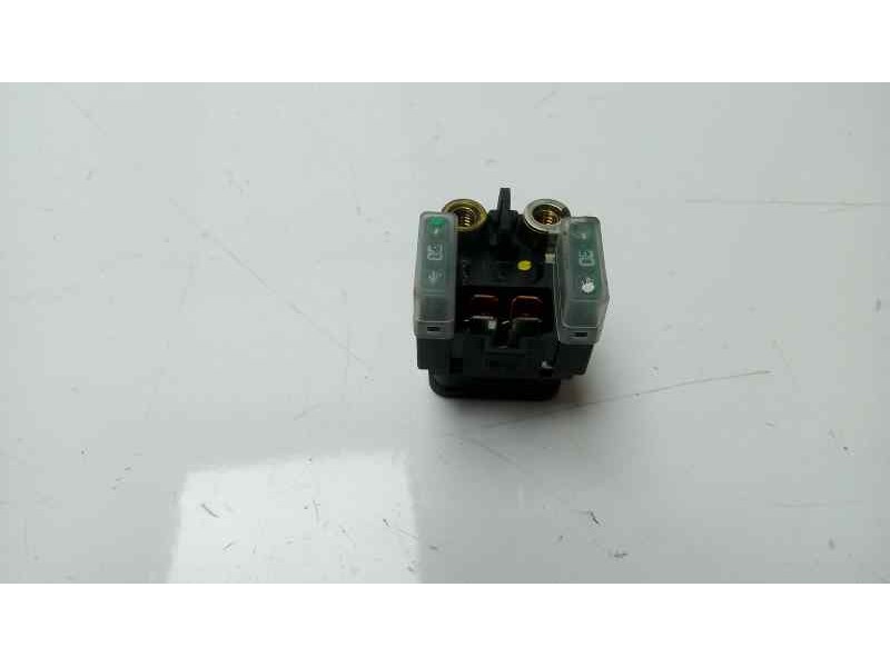 Recambio de caja reles / fusibles para kawasaki versys 650 versys 650 referencia OEM IAM RC19015A  