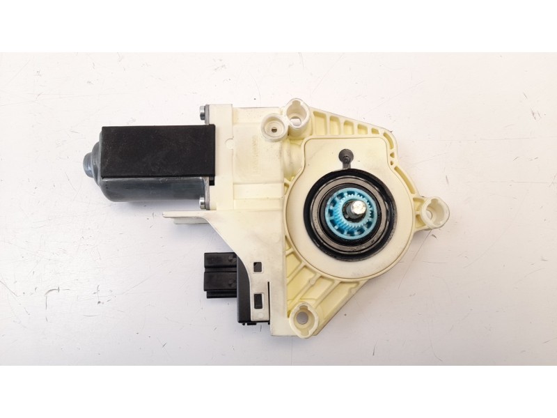Recambio de motor elevalunas delantero derecho para audi a5 coupe (8t) 2.7 v6 24v tdi referencia OEM IAM 8T0959802A  