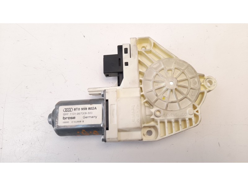 Recambio de motor elevalunas delantero derecho para audi a5 coupe (8t) 2.7 v6 24v tdi referencia OEM IAM 8T0959802A  