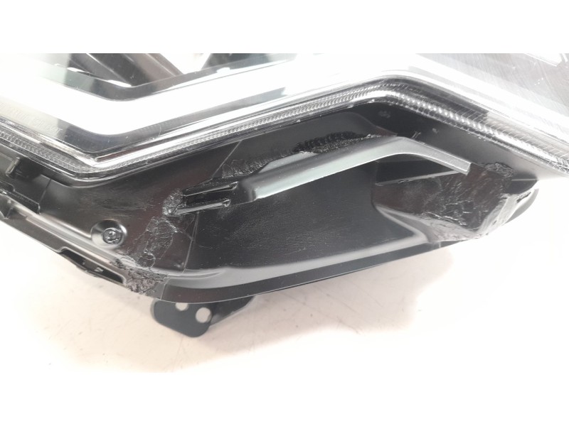 Recambio de faro derecho para kia niro (sg2) hybrid concept referencia OEM IAM 92102AT120  