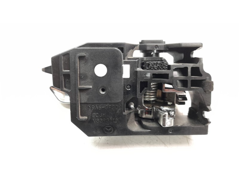 Recambio de maneta interior trasera izquierda para mazda cx-30 referencia OEM IAM V8393LH  