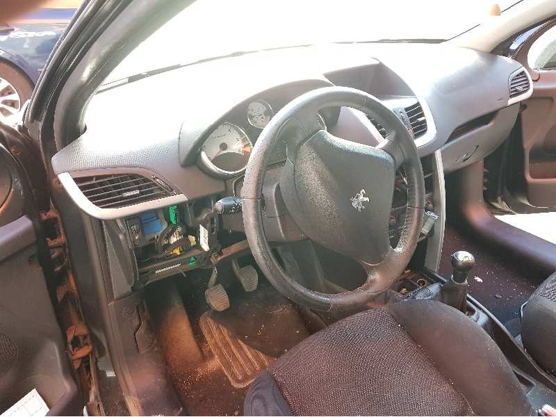 peugeot 207 del año 2006