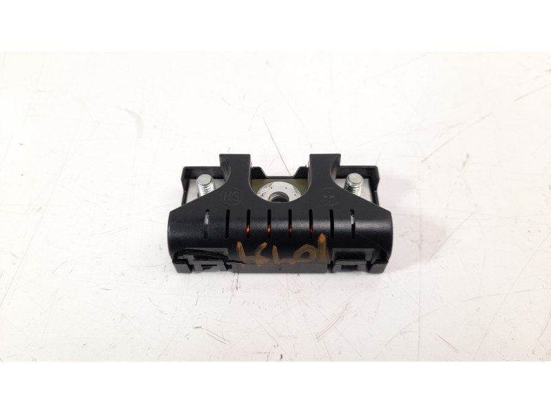 Recambio de antena para audi a1 sportback (gba) 1.0 tfsi referencia OEM IAM 8T8035570  