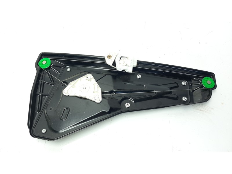Recambio de elevalunas trasero derecho para land rover discovery 4 3.0 td v6 cat referencia OEM IAM AH2227000AB  