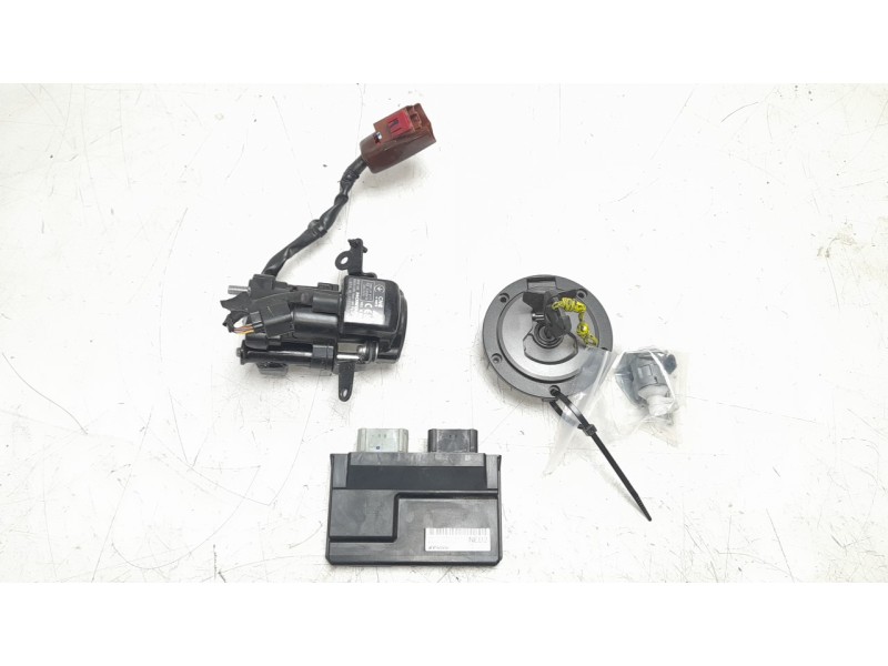 Recambio de conmutador de arranque para honda cb 650r cb 650r referencia OEM IAM 35010MKND50  