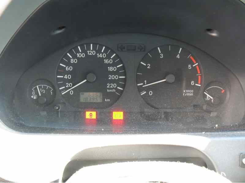 mitsubishi space star (dg0) del año 2001