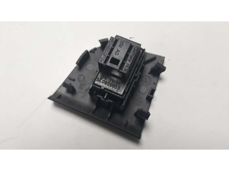 Recambio de mando elevalunas trasero izquierdo para skoda octavia lim. (5e3) rs referencia OEM IAM 5E0959655  