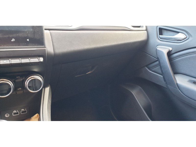 Recambio de guantera para renault captur ii techno referencia OEM IAM 682522488R  