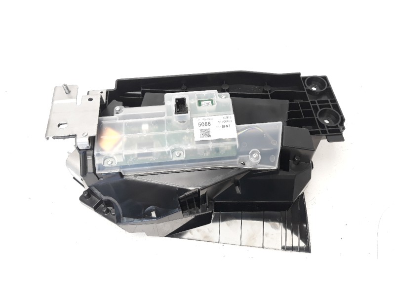 Recambio de pantalla multifuncion para mazda cx-30 referencia OEM IAM DFN72114813  