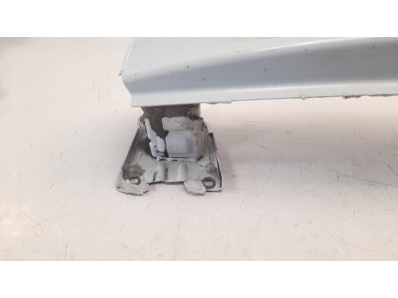 Recambio de refuerzo paragolpes trasero para skoda spaceback (5h) ambition referencia OEM IAM 5JJ807305  