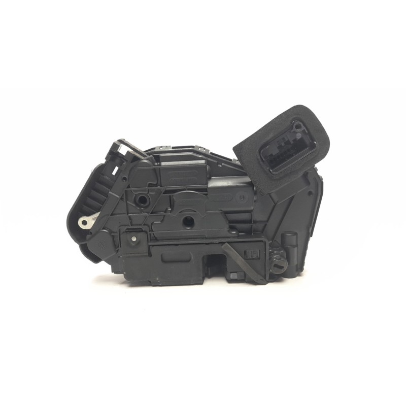 Recambio de cerradura puerta trasera derecha para audi a1 sportback (gba) 1.0 tfsi referencia OEM IAM 5TA839016L  
