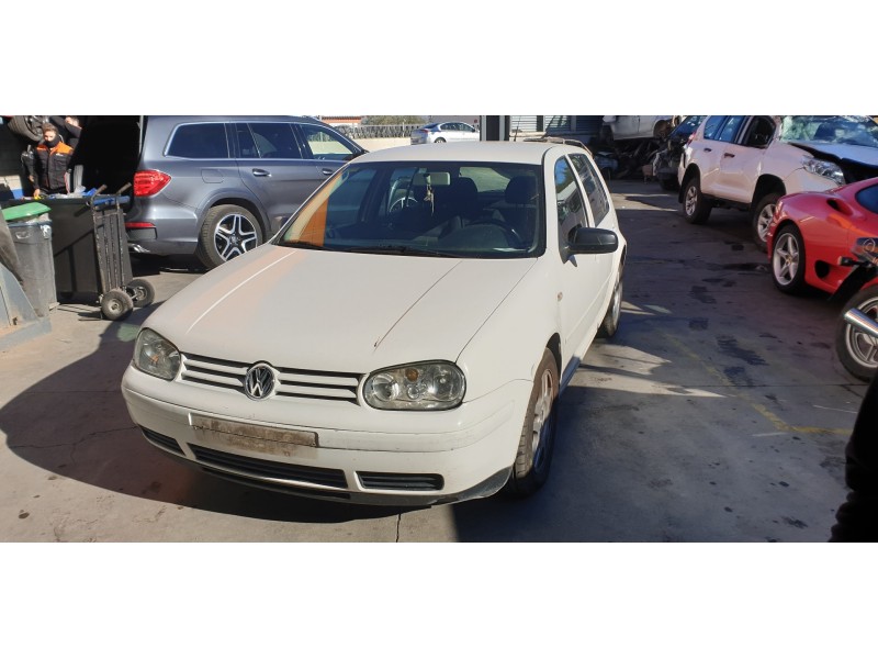 volkswagen golf iv berlina (1j1) del año 2002
