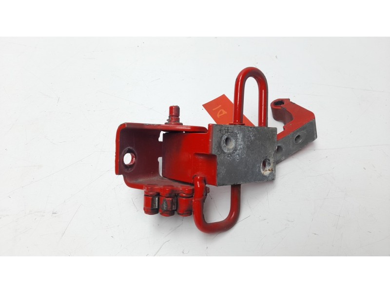 Recambio de retenedor puerta para audi r8 (423) 4.2 fsi referencia OEM IAM 4E0831411C  