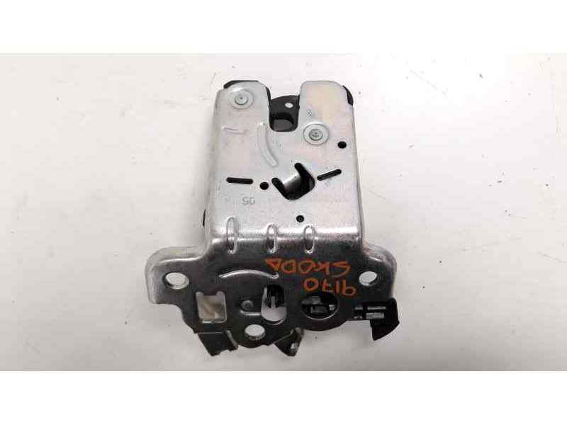 Recambio de cerradura maletero / porton para skoda octavia lim. (5e3) rs referencia OEM IAM 5E0827505  