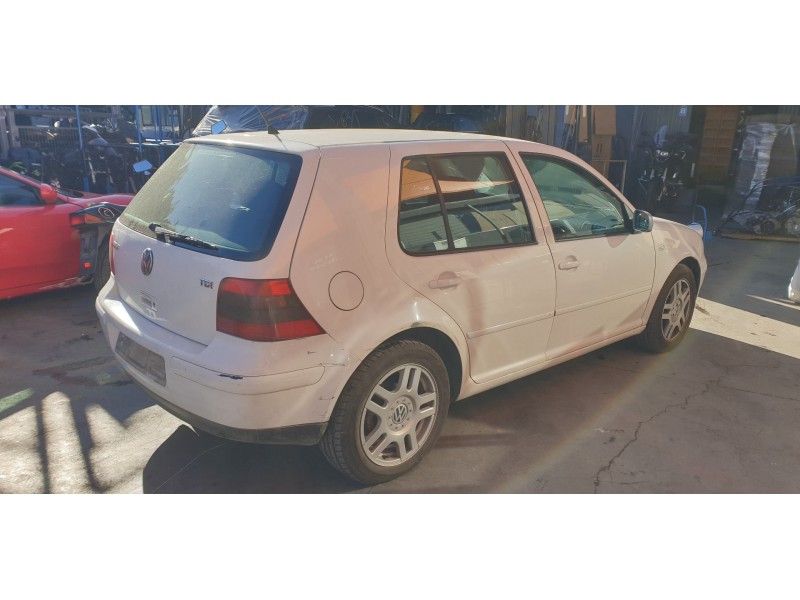 volkswagen golf iv berlina (1j1) del año 2002