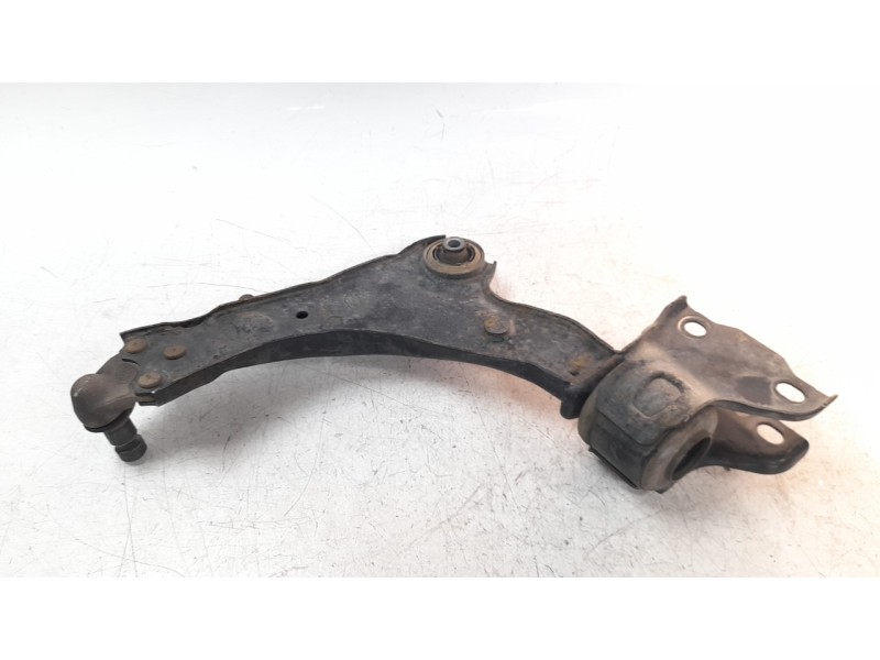Recambio de brazo suspension delantero derecho para land rover discovery sport hse referencia OEM IAM LR086107  