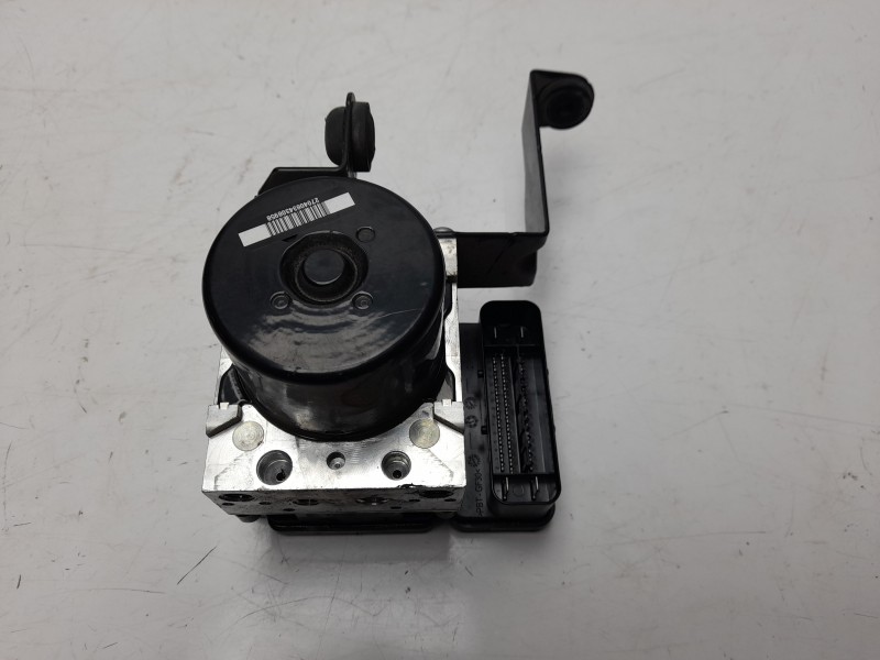 Recambio de abs para volvo v40 kinetic referencia OEM IAM 31423317  