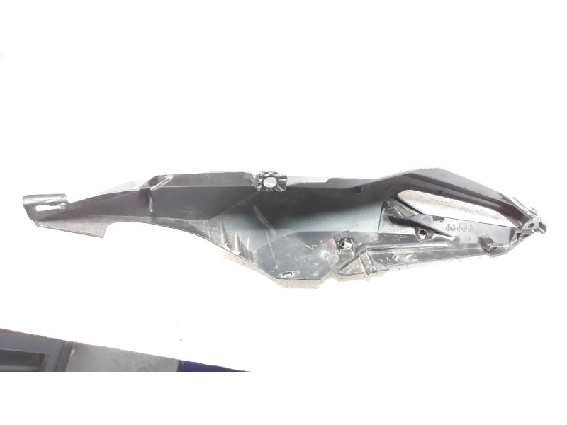 Recambio de moldura para honda cb 650r cb 650r referencia OEM IAM 77231MKYD500  