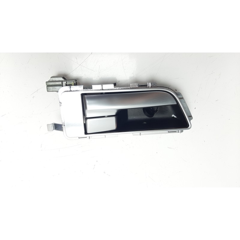 Recambio de maneta interior trasera derecha para land rover discovery 4 3.0 td v6 cat referencia OEM IAM AH2222600AC  