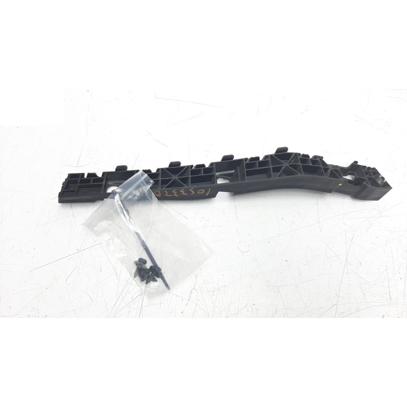 Recambio de moldura para kia sportage 1.7 crdi cat referencia OEM IAM 86614F1000  