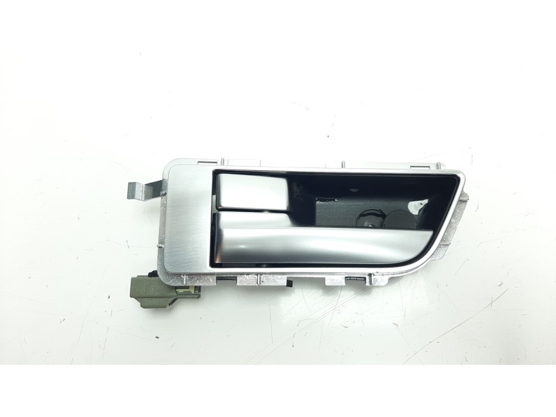 Recambio de maneta interior trasera izquierda para land rover discovery 4 3.0 td v6 cat referencia OEM IAM AH2222601AC  