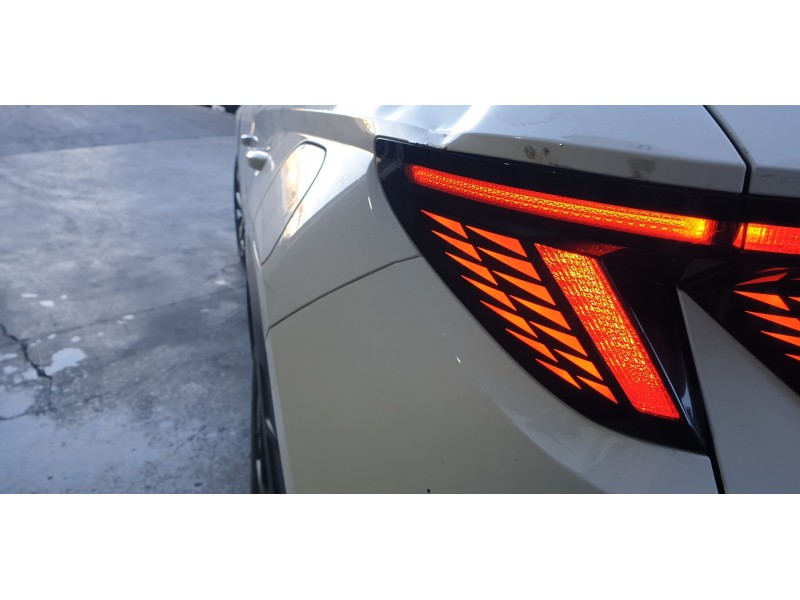 Recambio de piloto trasero izquierdo para hyundai tucson referencia OEM IAM 92401N7100  