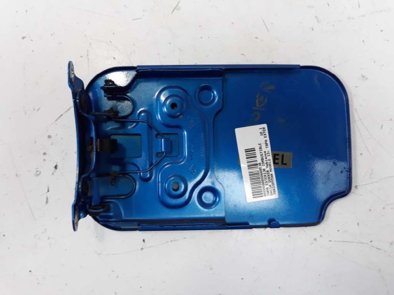 Recambio de tapa exterior combustible para dacia dokker stepway referencia OEM IAM 78833058R  