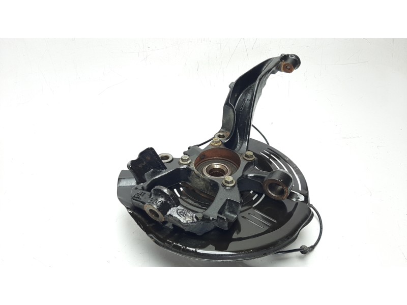Recambio de mangueta delantera izquierda para land rover discovery 4 3.0 td v6 cat referencia OEM IAM AH223K186AC  