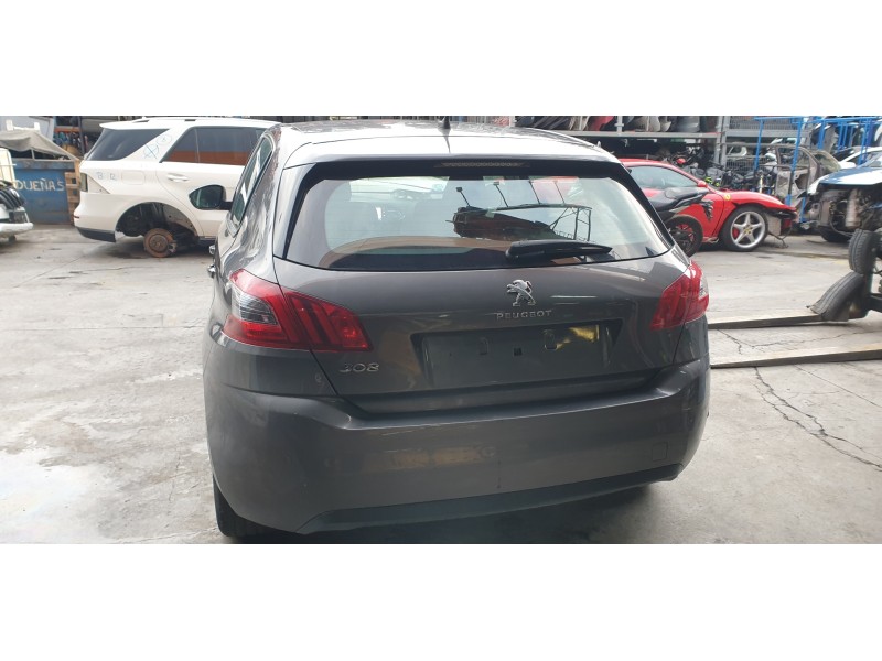 peugeot 308 del año 2021
