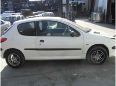 PEUGEOT 206 BERLINA