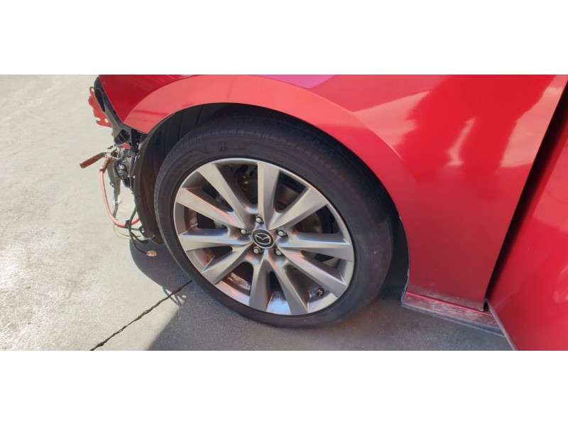 Recambio de brazo suspension delantero izquierdo para mazda 3 sedán (bp) evolution referencia OEM IAM BDNF34350C  