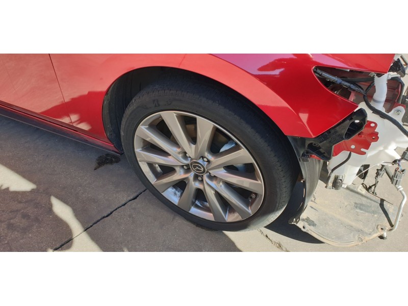 Recambio de brazo suspension delantero derecho para mazda 3 sedán (bp) evolution referencia OEM IAM BDNF34300C  