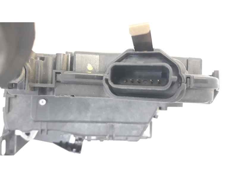 Recambio de cerradura puerta trasera derecha para renault clio iv technofeel referencia OEM IAM 825002104R  