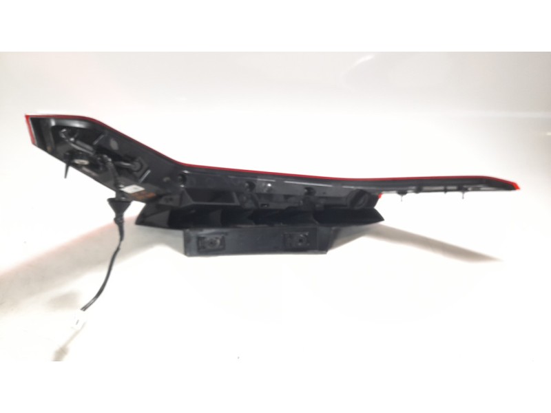 Recambio de piloto trasero derecho para kia niro (sg2) hybrid concept referencia OEM IAM 92402AT000  