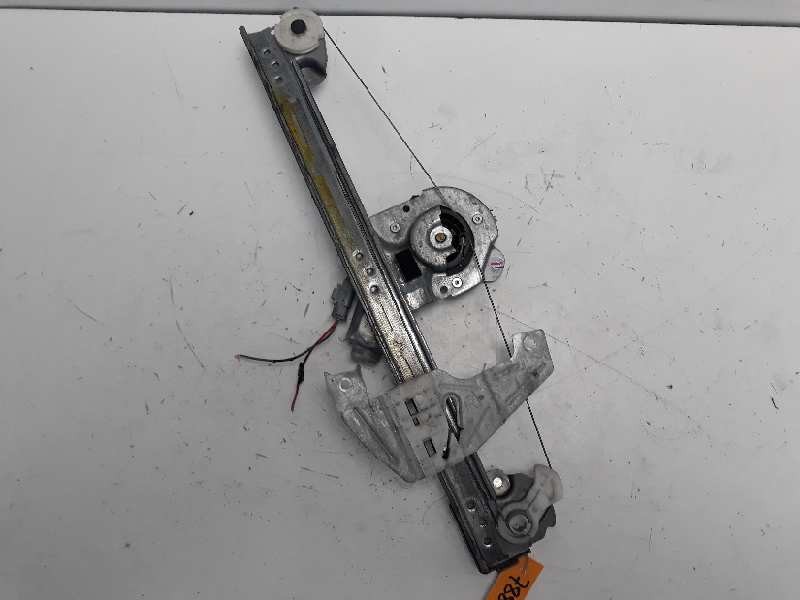 Recambio de elevalunas delantero derecho para toyota aygo (kgb/wnb) básico referencia OEM IAM 698100H010 111212 TA75AR