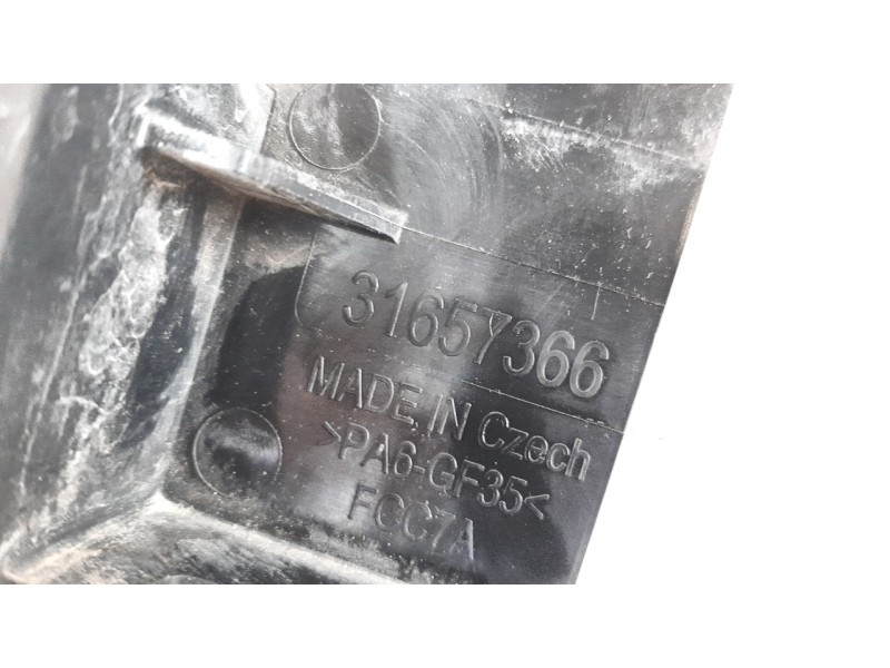Recambio de panel frontal para volvo v60 familiar 2.0 diesel cat referencia OEM IAM 31657366  