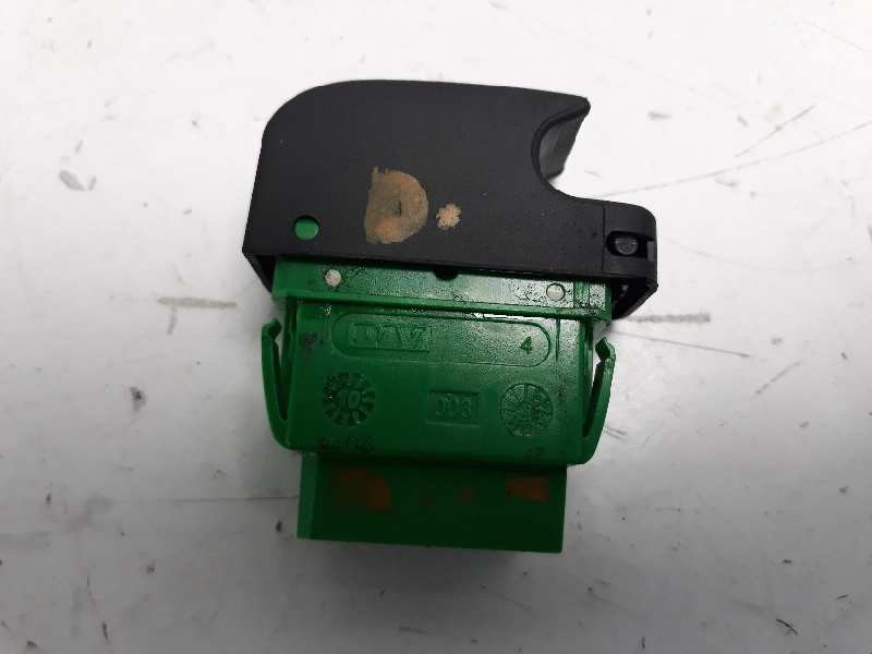 Recambio de mando elevalunas delantero derecho para toyota aygo (kgb/wnb) básico referencia OEM IAM   