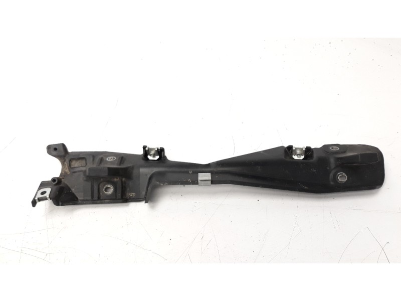 Recambio de moldura para bmw k 1600 gt/gtl referencia OEM IAM 46547716656  