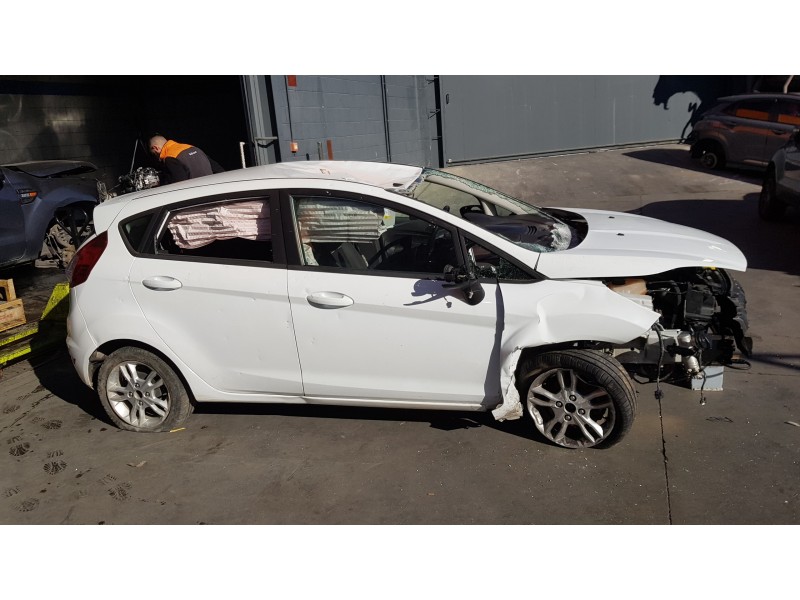 ford fiesta (ccn) del año 2016