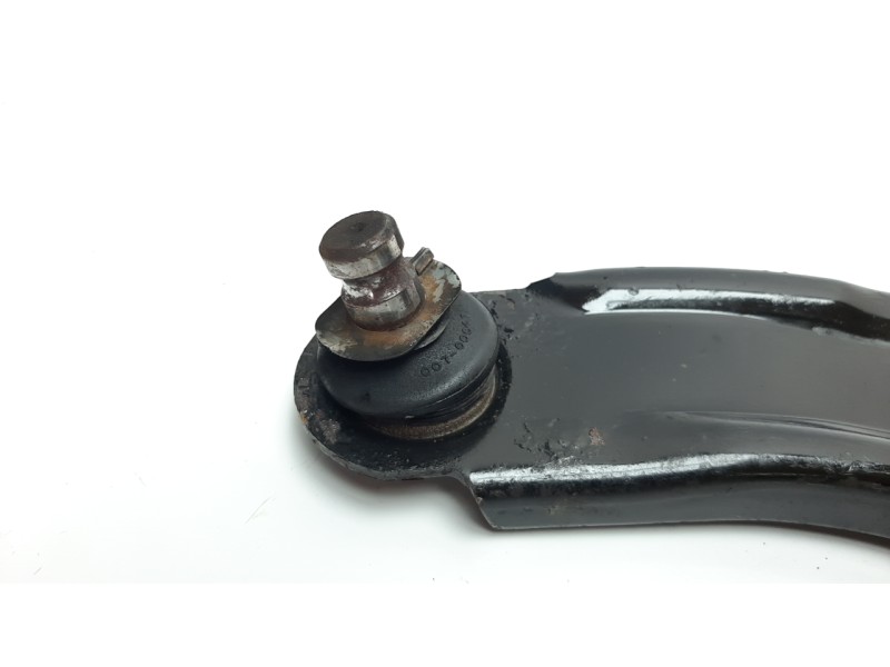 Recambio de brazo suspension inferior delantero izquierdo para renault clio iii 1.5 dci diesel cat referencia OEM IAM 8200744091