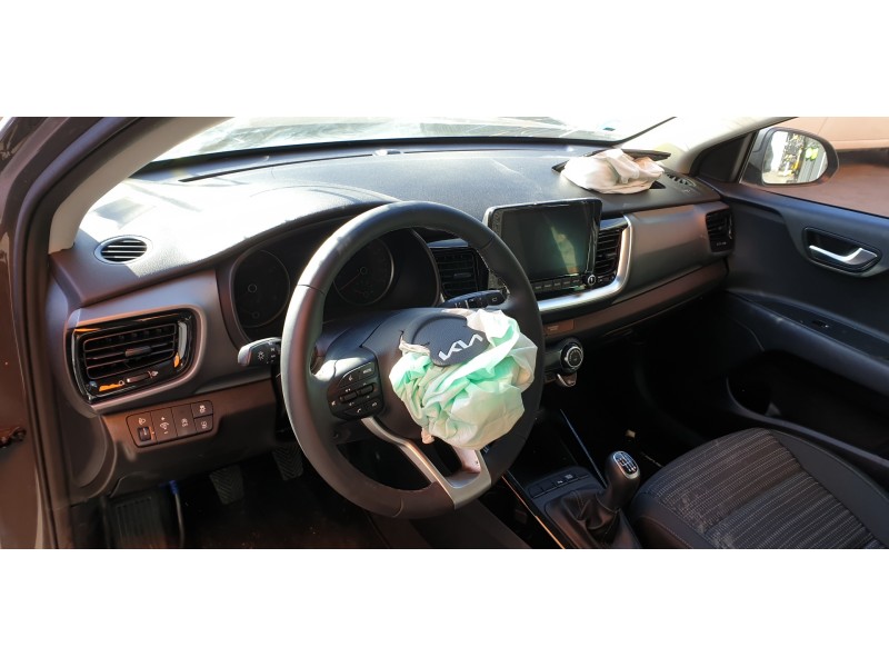 kia stonic (ybcuv) del año 2022