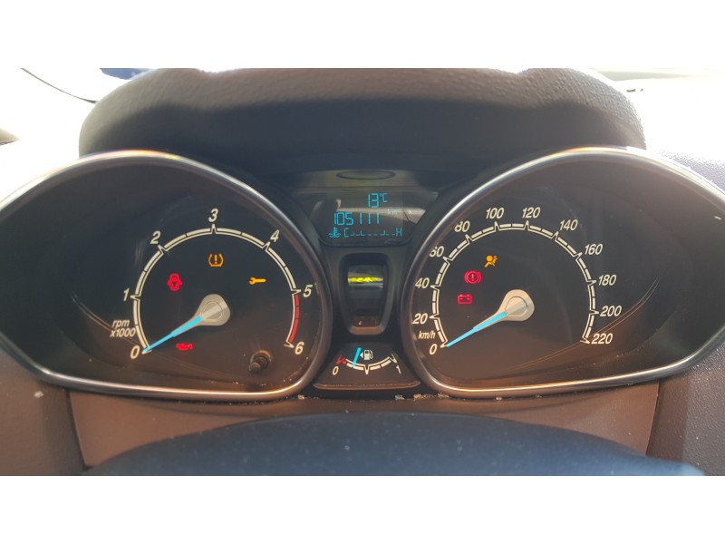 ford fiesta (ccn) del año 2016