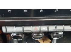 Recambio de warning para renault captur ii techno referencia OEM IAM 283E86009R  