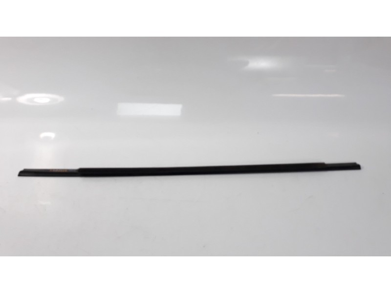 Recambio de moldura para audi q5 (fyb) 2.0 16v tdi referencia OEM IAM 80A853763  