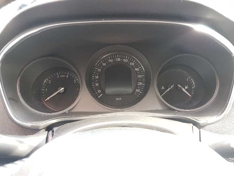 renault megane iv berlina 5p del año 2017