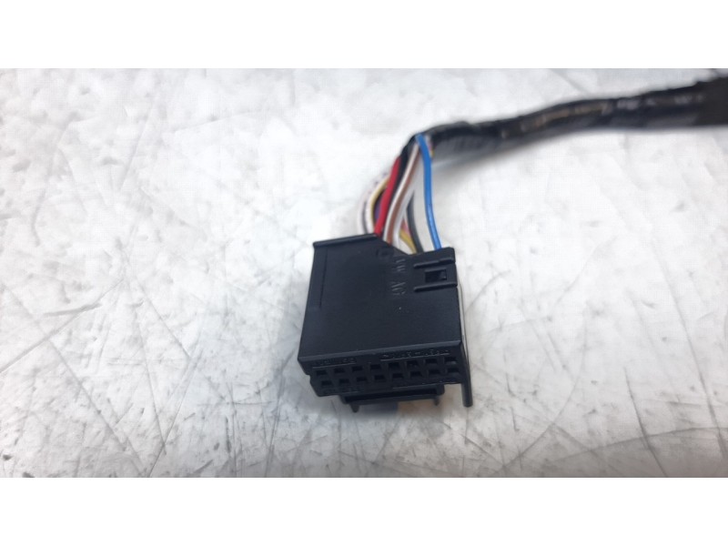 Recambio de retrovisor derecho para audi a3 sportback (8vf) referencia OEM IAM 8V1857410T 1050234011 