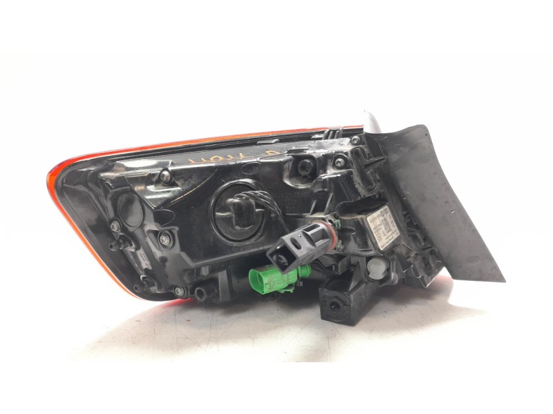 Recambio de piloto trasero derecho para audi a3 sportback (8vf) referencia OEM IAM 8V945092  