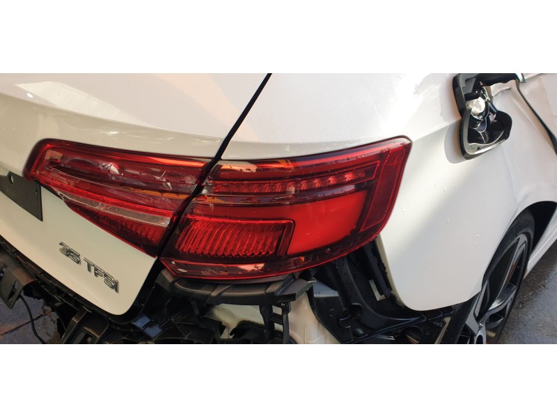 Recambio de piloto trasero derecho para audi a3 sportback (8vf) referencia OEM IAM 8V945092  