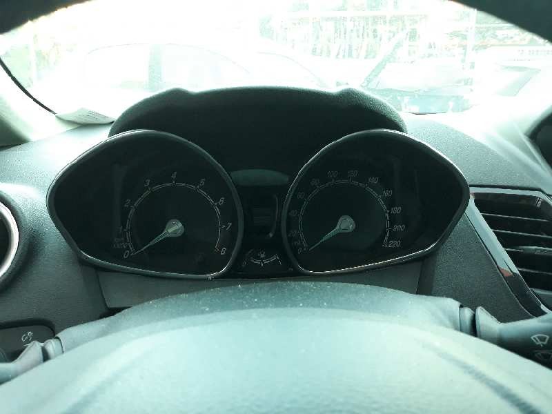 ford fiesta (ccn) del año 2014