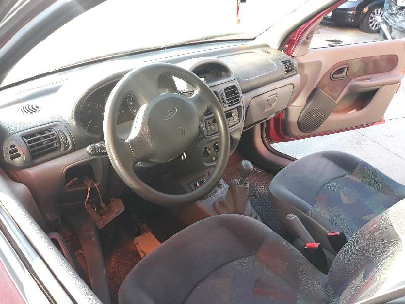 renault clio ii fase i (b/cbo) del año 2000